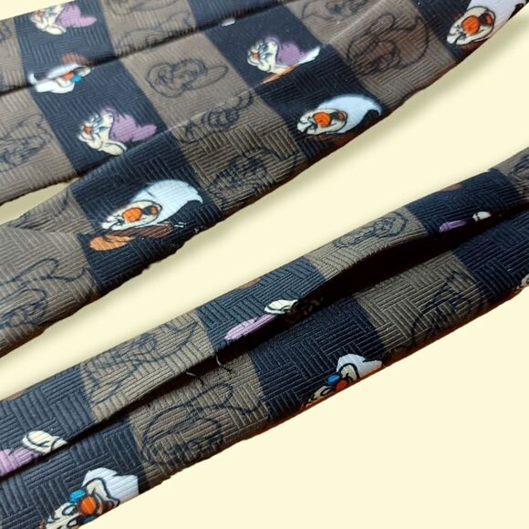 Vintage Disney Snow White Seven Dwarves Tie - Picture 6 of 7